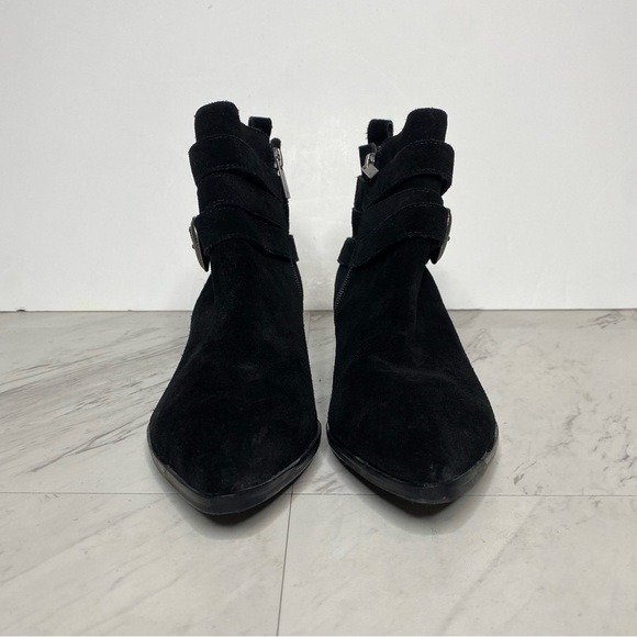 New! Marc Fisher Yandi Western Black Suede Bootie 8M - Picture 2 of 13